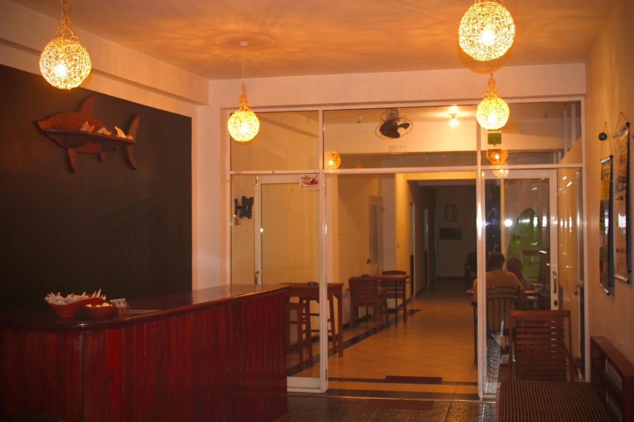 Surasa Beach Resort Weligama Exterior photo