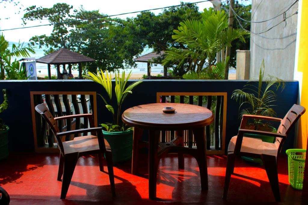 Surasa Beach Resort Weligama Exterior photo